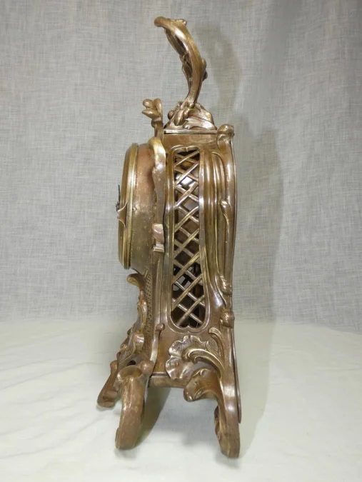 Pendule cartel de style Louis XV en bronze mouvement JAPY Napoléon III vers 1880