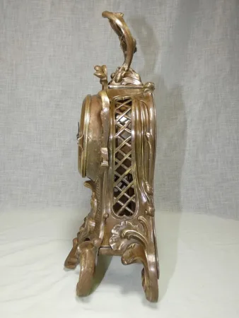 Pendule cartel de style Louis XV en bronze mouvement JAPY Napoléon III vers 1880