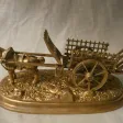 Statue en bronze doré " cheval de trait avec sa charette" 19 ème siècle
