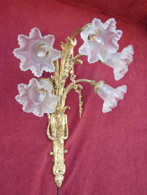 Grande applique murale ,bronze doré et ciselé à 5 lumières style louis XVI 19ème