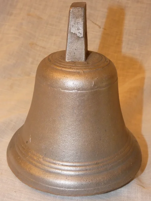 Ancienne cloche en bronze de propriété 19ème