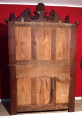 Buffet à deux corps Louis XIII en noyer 17 ème