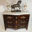 Commode galbée et marquetée d'époque Louis XV par jean-Charles ELLAUME 1714-1763