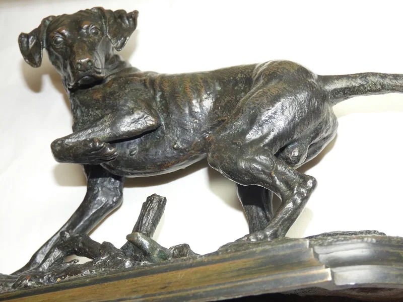 Bronze animalier "Braque à l'arrêt sur un lézard" j. Moigniez fonte ancie. 19ème