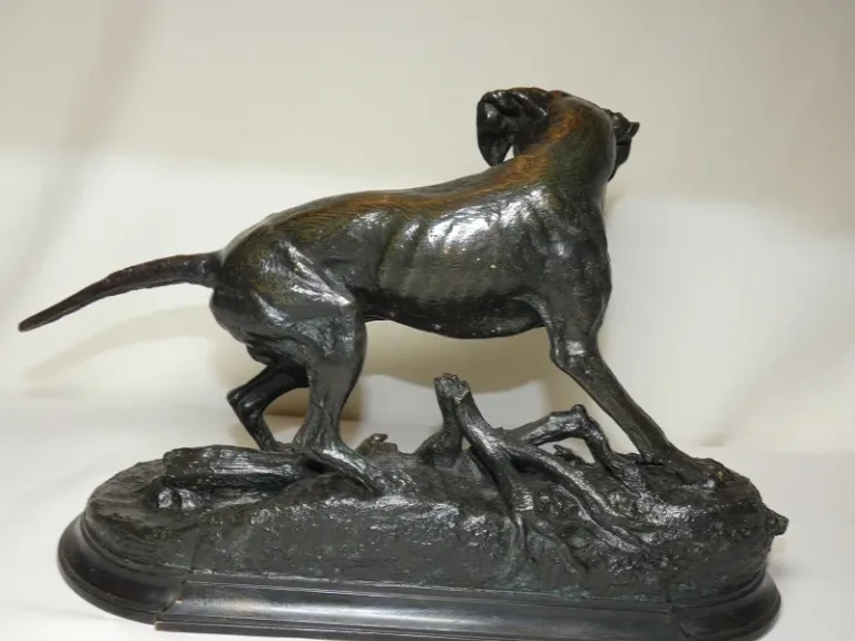 Bronze animalier "Braque à l'arrêt sur un lézard" j. Moigniez fonte ancie. 19ème