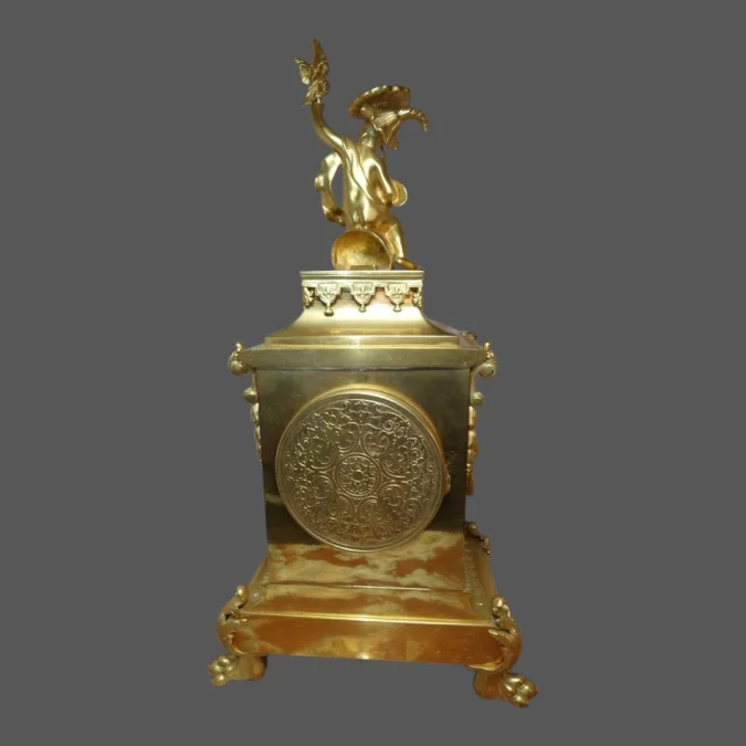 Pendule ou cartel "au Chinois et faucon " bronze doré Napoléon III vers 1875