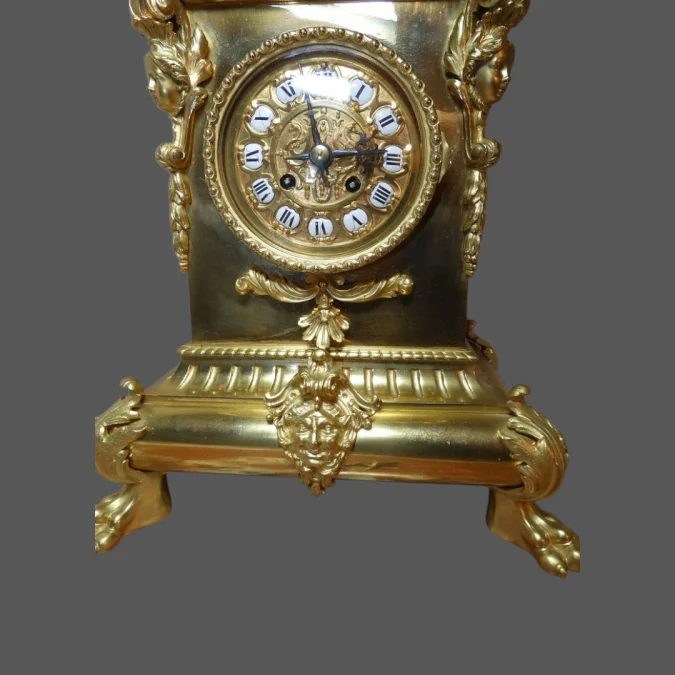 Pendule ou cartel "au Chinois et faucon " bronze doré Napoléon III vers 1875