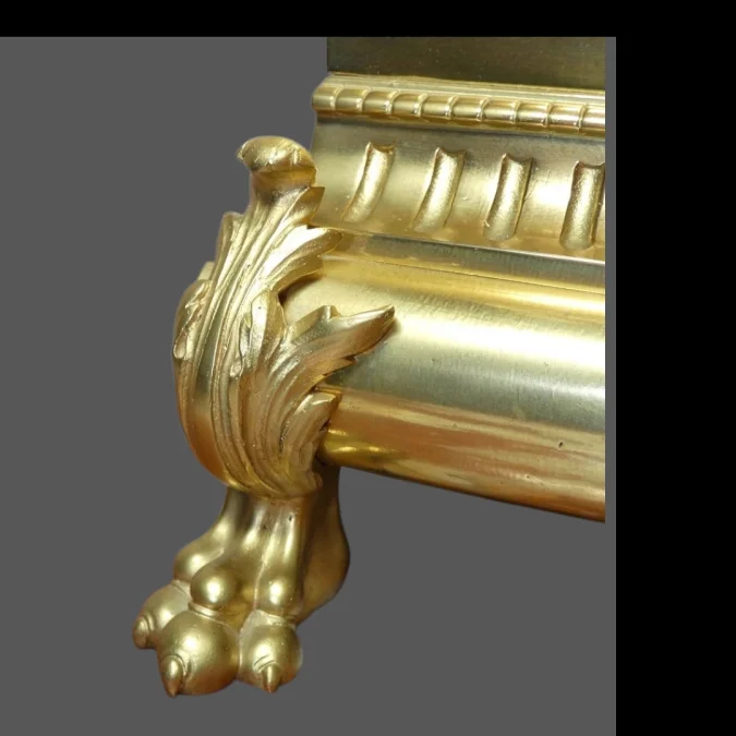 Pendule ou cartel "au Chinois et faucon " bronze doré Napoléon III vers 1875