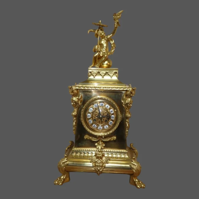 Pendule ou cartel "au Chinois et faucon " bronze doré Napoléon III vers 1875