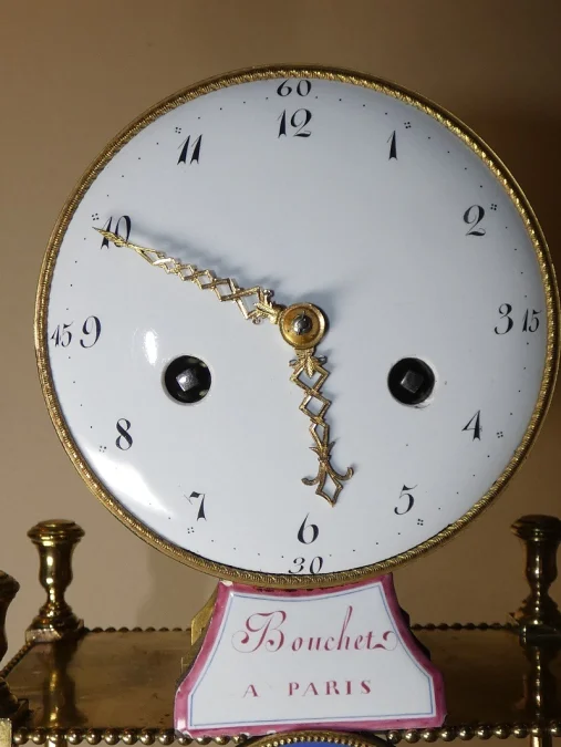 Pendule portique semi-squelette par jean louis Bouchet - fin 18ème début 19ème