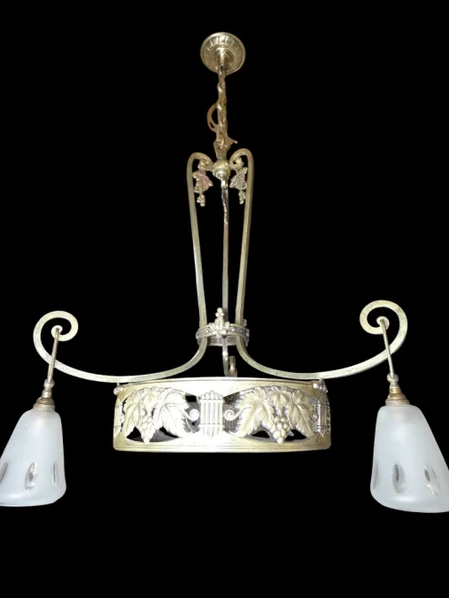 Lustre Art Nouveau en laiton et bronze à 3 tulipes