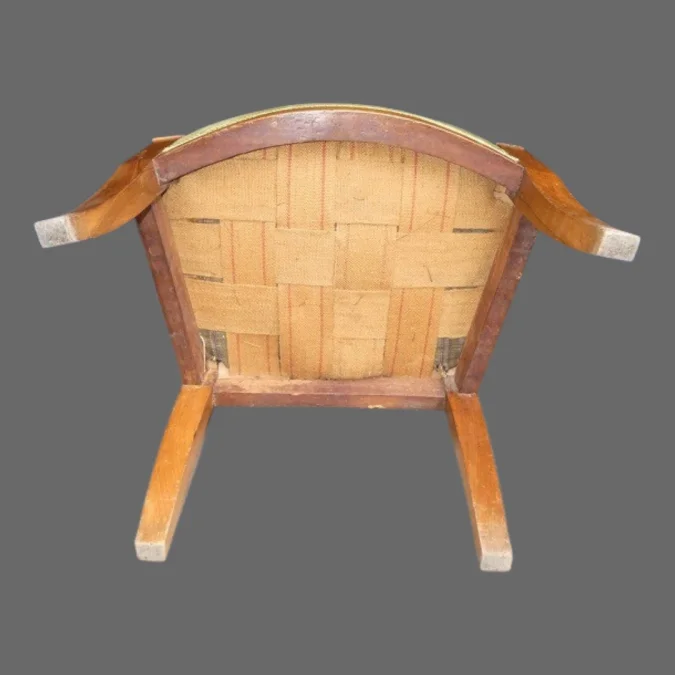 Fauteuil de bureau EMPIRE en noyer vers 1800