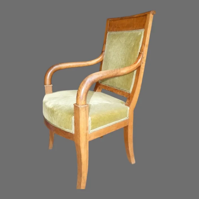 Fauteuil de bureau EMPIRE en noyer vers 1800