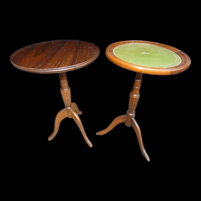 Paire de petits guéridon style Victorien 1950