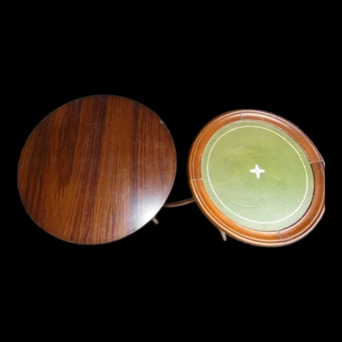 Paire de petits guéridon style Victorien 1950
