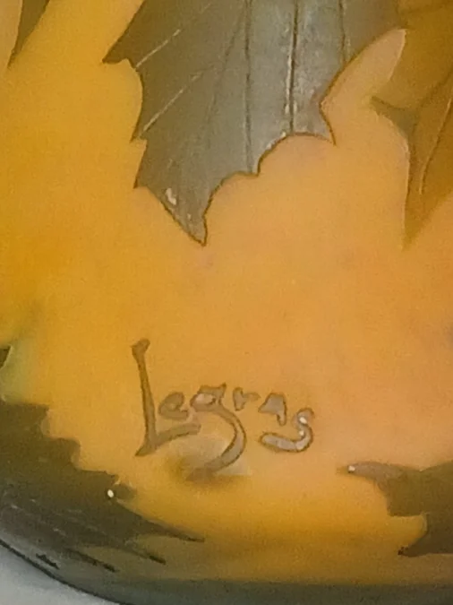 Grand vase en pâte de verre signé Legras à décor de houx- Art Nouveau 1900
