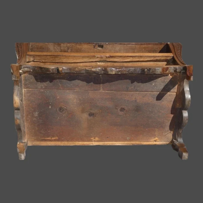 Commode tombeau Régence en noyer -Sud de la France - Provence début 18ème