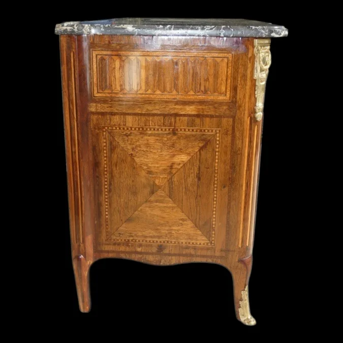 Partager Commode Transition Louis XV / XVI 18ème estampillée G.PRZIREMBEL