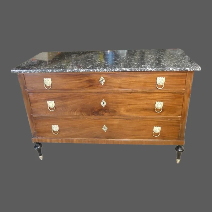 Commode Directoire acajou vers 1795