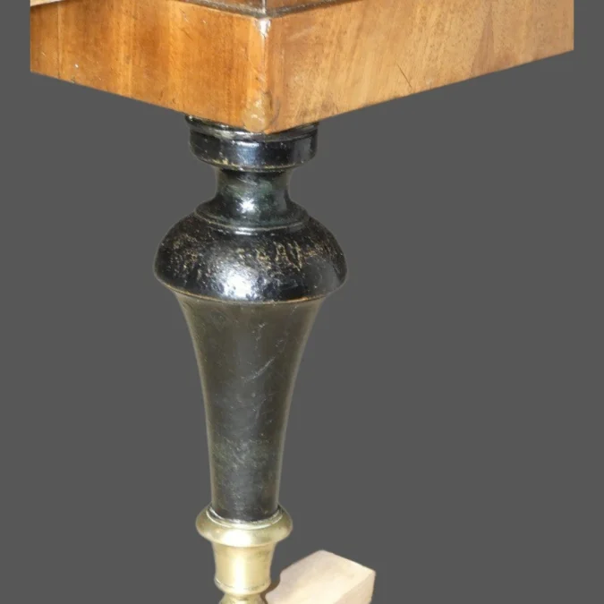 Commode Directoire acajou vers 1795