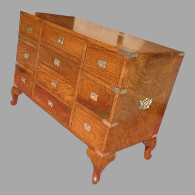 Commode de bateau anglo-indienne en bois de rose 19ème