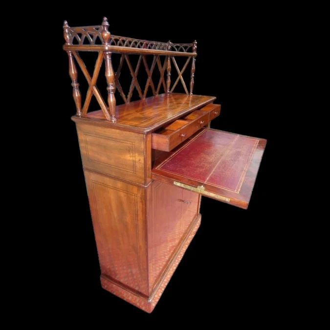 Meuble d'appui bonheur du jour , acajou ébène et citronnier Charles X vers 1820