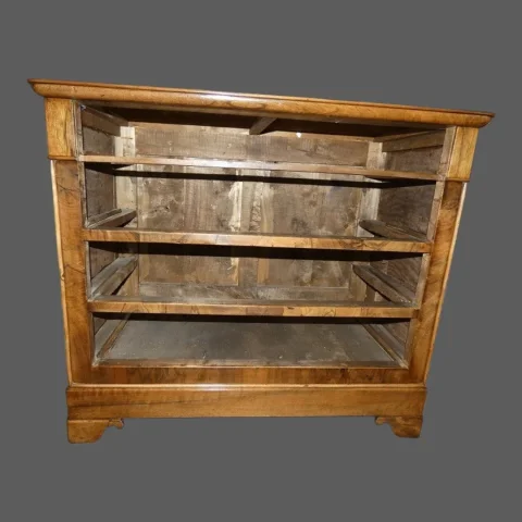 FRENCH RESTAURATION PERIOD CHEST OF DRAWERS — Very good condition