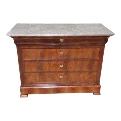Louis-Philippe-Kommode aus geflammtem Mahagoni, circa 1830