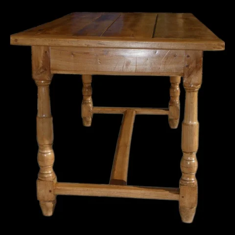 Louis XIII 17th-century solid cherry community table — Very good condition