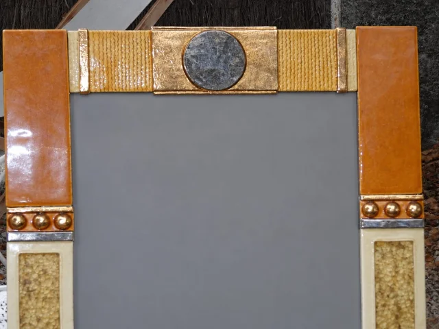 Large Ceramic Mirror - Marion de Crécy (Atelier Mithé Espelt) - 73 x 52.5 cm — Excellent condition