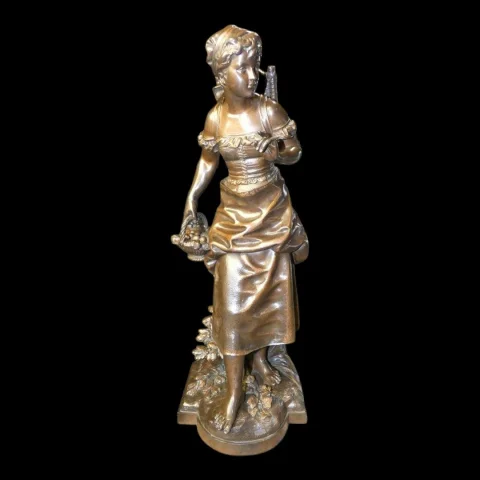 Antike Bronzestatue „Jeune Fille au Panier" E. Bouret – H. 50 cm – Frankreich, 19. Jahrhundert — Ausgezeichneter Zustand