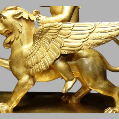 Pendule borne « L'Amour au Lion Ailé » – 1er Empire (c. 1805-1810) - J. CONTOUR — Goede staat