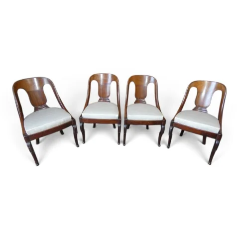 Suite de 4 chaises gondoles d'époque Restauration (XIXe) in mahonie — Goede staat