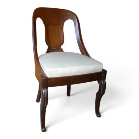 Suite de 4 chaises gondoles d'époque Restauration (XIXe) in mahonie — Goede staat