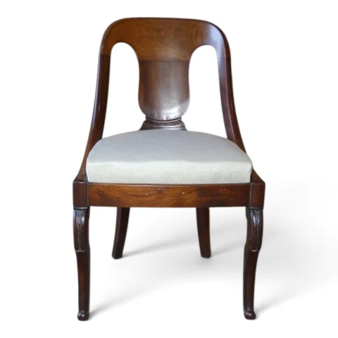 Suite de 4 chaises gondoles d'époque Restauration (XIXe) in mahonie — Goede staat