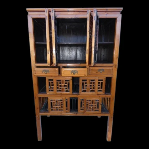Chinesischer Speiseschrank, Ende 19. / Anfang 20. Jahrhundert – Asien – — Ausgezeichneter Zustand