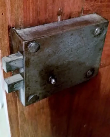 Armoire merisier