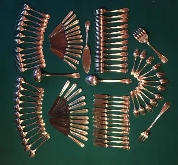 Ménagère de couverts  Christofle modèle Albi