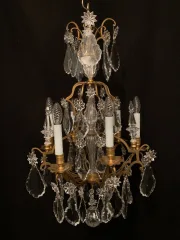 Lustre de forme cage de la Maison Baccarat