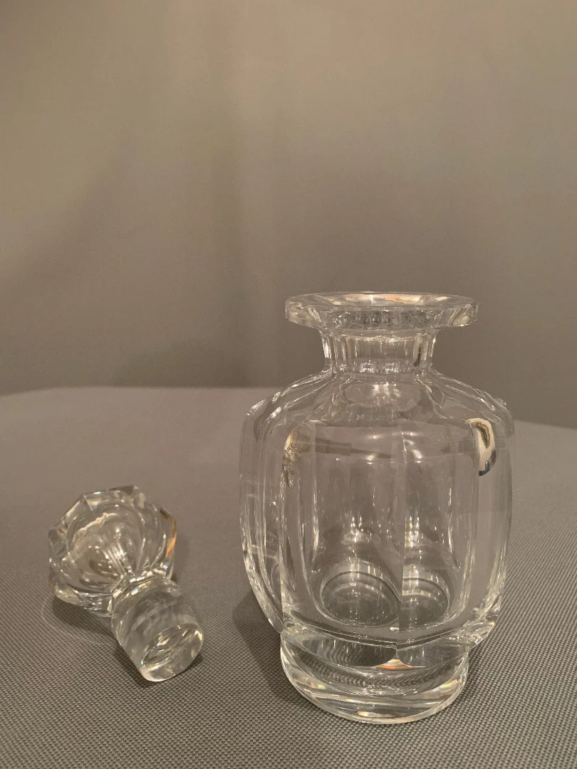 BACCARAT PARFÜMFLASCHEN UND PULVERBOX