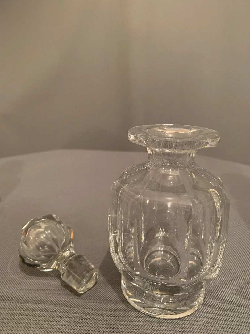 BACCARAT PARFÜMFLASCHEN UND PULVERBOX