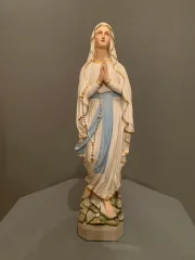VIRGEN MARÍA DE YESO con ESTANTE DE PARED