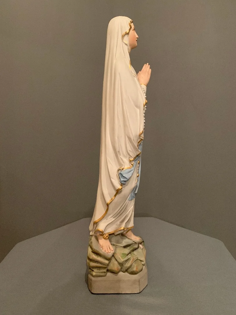 Vierge en Plâtre XIX éme et sa Console