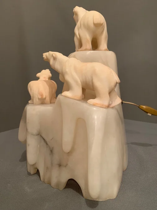 ALABASTER LAMP WITH POLAR BEARS