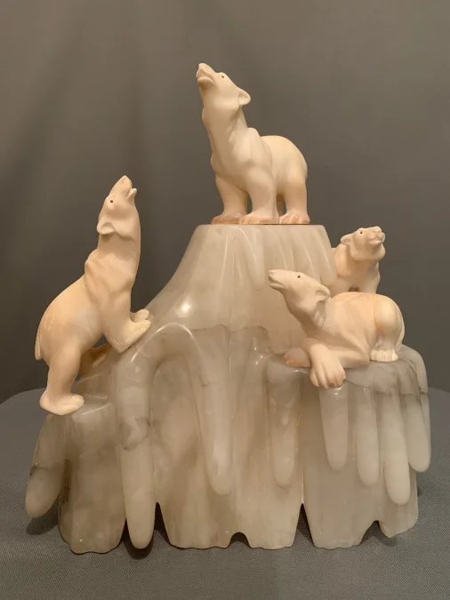 ALABASTER LAMP WITH POLAR BEARS
