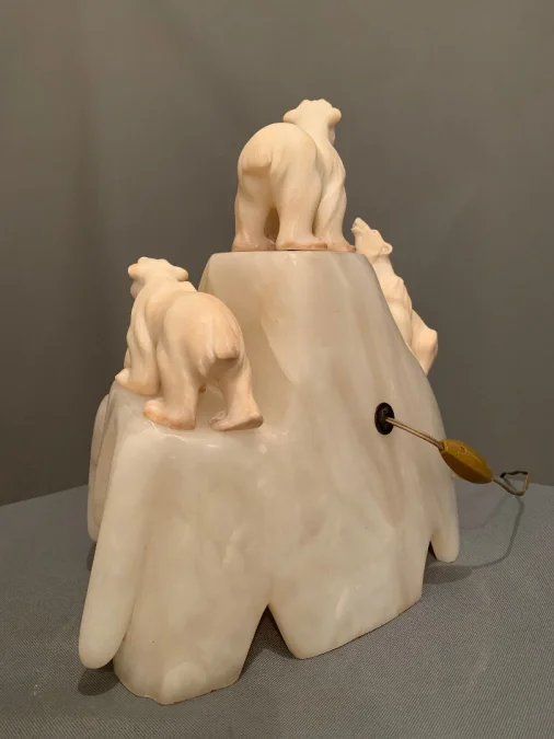 ALABASTER LAMP WITH POLAR BEARS