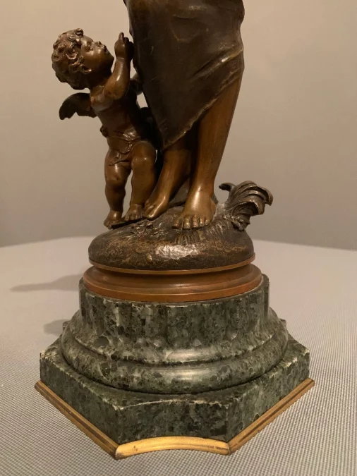 GRUPO BRONCE por AUGUSTE MOREAU