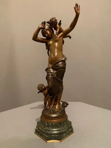 Bronze  "La Jeune-fille aux deux Amours"- 'Auguste MOREAU 1834-1917