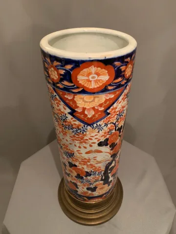 IMARI UMBRELLA STAND
