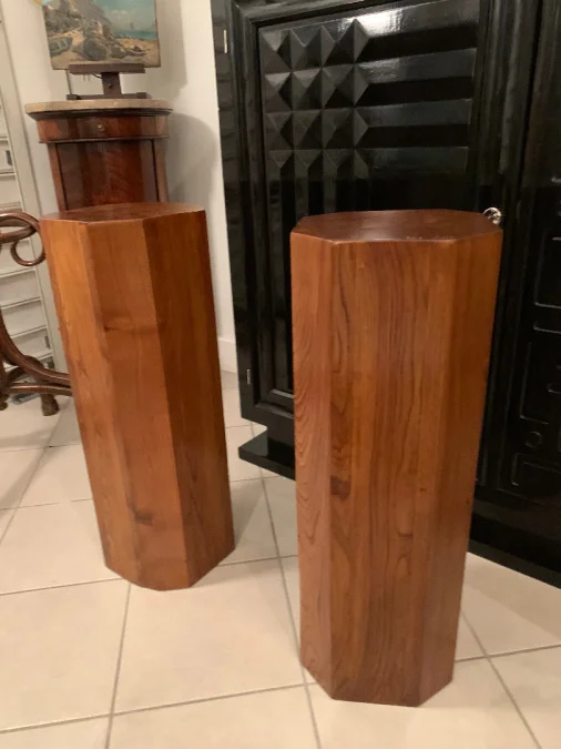 PAR DE COLUMNAS DE MADERA